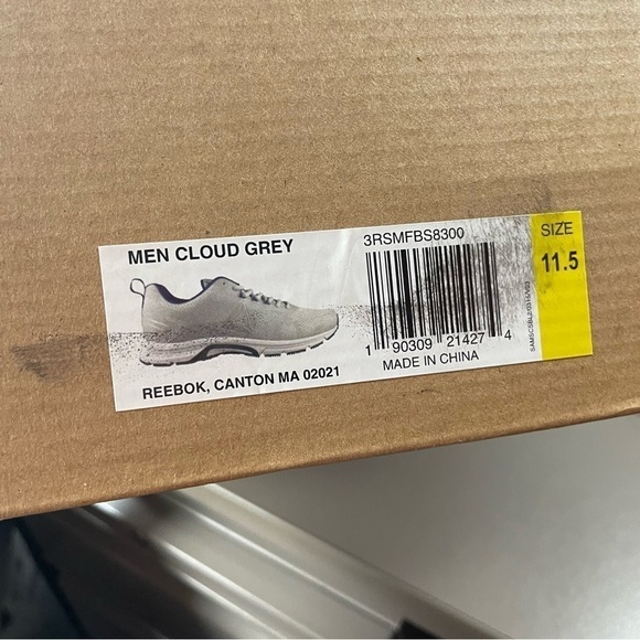 Reebok Canton MA Runner Men’s Shoes Sz 11.5 New in Box - Picture 4 of 11